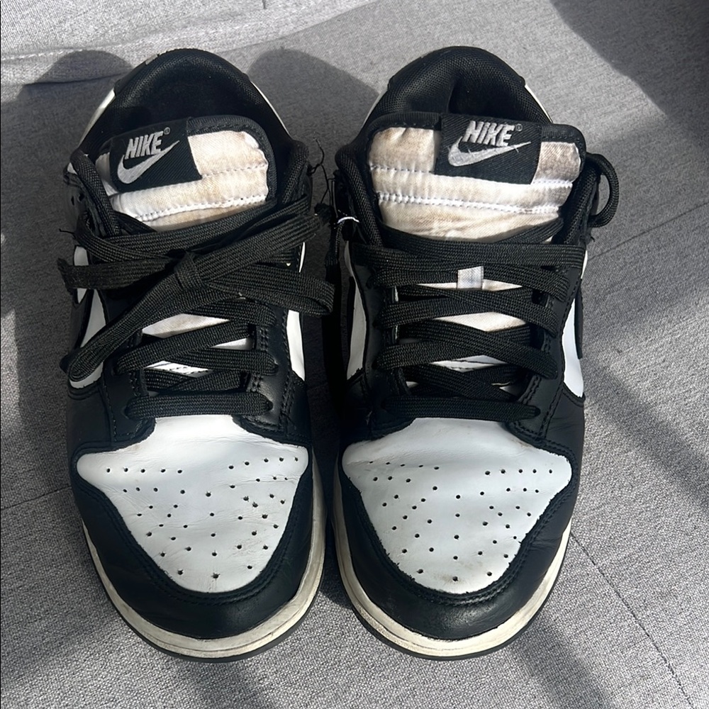 Nike Black and White Sneakers